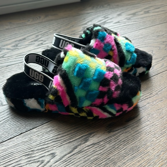 UGG Shoes - UGG FLUFF YEAH SLIDE CHECKS NWOT